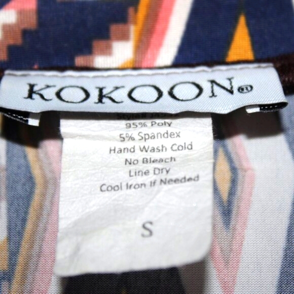 KOKOON Geometric Print V-Neck Blouse S - Picture 6 of 6